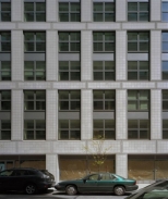 Komerční reality: "opatrná zdrženlivost" bank + investorský optimismus