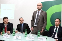 CBRE: Trh s industriálnymi nehnuteľnosťami sa pomaly preberá