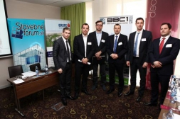 Silu administratívnej lokality zvyšuje vzájomná synergia firiem