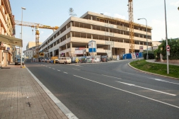 V areálu BB Centra v Praze 4 byla dokončena hrubá stavba